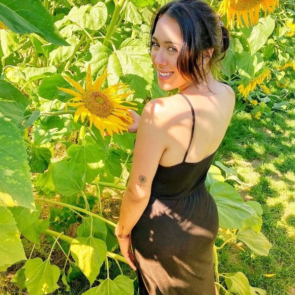 Meet your Posher, Emma - Picture 1 of 1